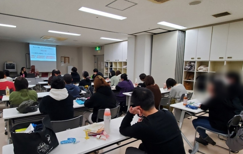 日本国内におけるアヤワスカやカカオ、ハペ、カンボなどのプラント・メディスンのセレモニーやシャーマン・シャーマニズムの研究会
